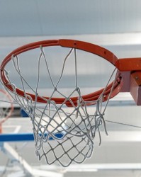 中国篮协悼念：93岁名人堂裁判郭玉佩去世 今年3月入堂仪式亲自演讲